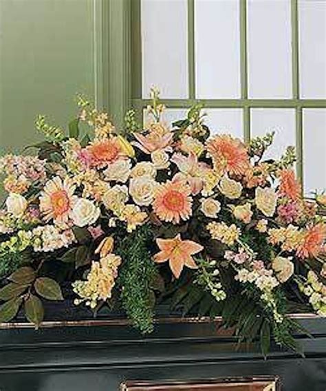 Peach Casket Spray - Sympathy Funeral Flowers - Beneva.com