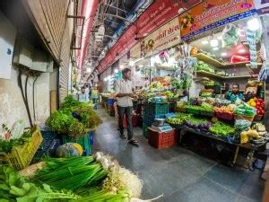 Crawford Market: shopping destination in Mumbai