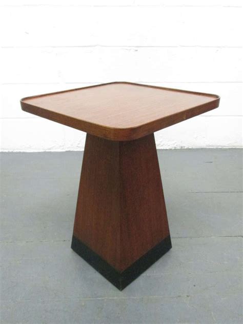 Mid Century Modern Pedestal Table at 1stDibs