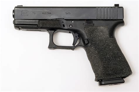 Glock 19 G19 Semi-Automatic Pistol Review - The Shooter's Blog