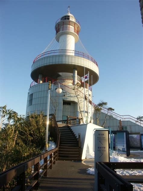 Sokcho Lighthouse Observatory, #Sokcho #Korea | Sokcho, Lighthouse, Scenic