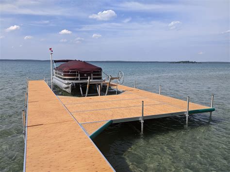 Aluminum Dock Designs for Your Summer Property | Dock Designs