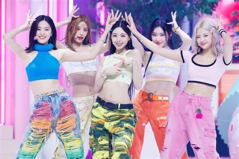 ITZY Becomes 2nd K-Pop Girl Group In History To Debut 5 Albums On ...