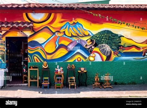 Mural along the Ruta de Flores, Apaneca, El Salvador Stock Photo - Alamy