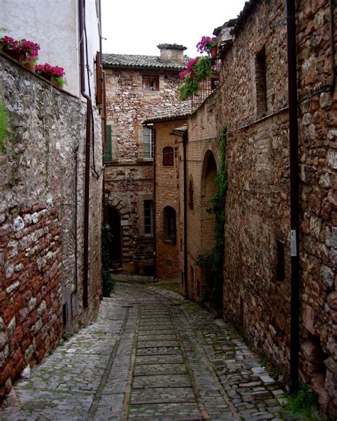 Spello, Italy Connaught Hotel, Perugia, Umbria, Travel Pictures, Beautiful World, Luxury Hotel ...