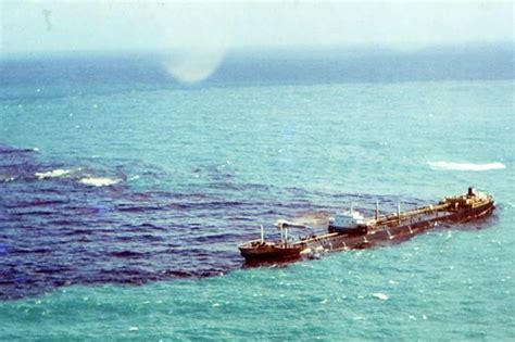 Worst oil spill in Britain happened off Cornwall almost 60 years ago - Cornwall Live