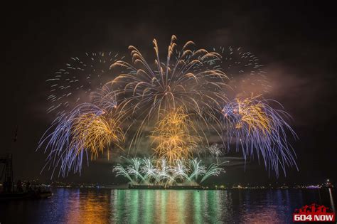 United Kingdom’s Fireworks Leaves Crowds Speechless (Photos + Videos)