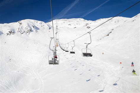 10 of the world’s most extreme ski lifts | Traveler by Unique