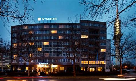 WYNDHAM HANNOVER ATRIUM - Hotel Reviews, Photos, Rate Comparison ...