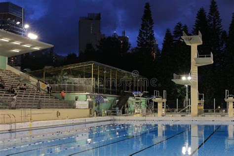 2 Sept 2013 Diving Platforms, Victoria Park Swimming Pool Complex Editorial Stock Image - Image ...