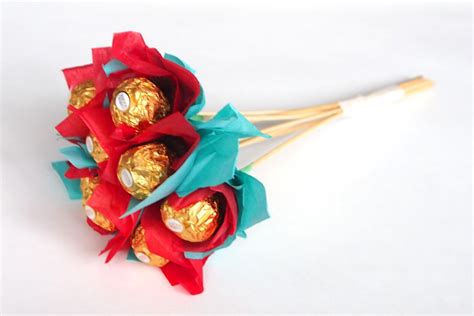 Ferrero Chocolate Bouquet for Valentine's {Tutorial} - Ting and Things