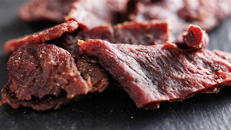 Delicious Ground Venison Jerky Recipe (You Will Love It!) - Tendig