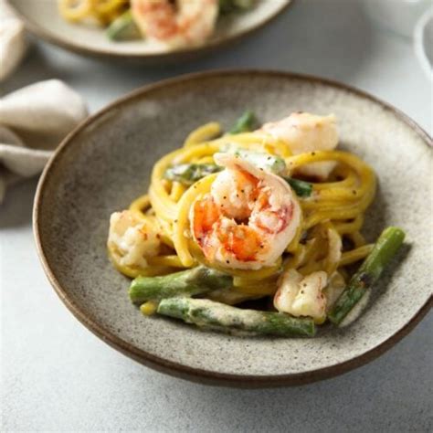 Copycat Olive Garden Shrimp Scampi Recipe - Pasta.com