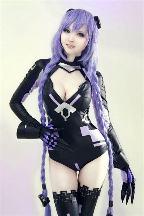 Cosplay Wednesday - Hyperdimension Neptunia's Purple Heart - GamersHeroes