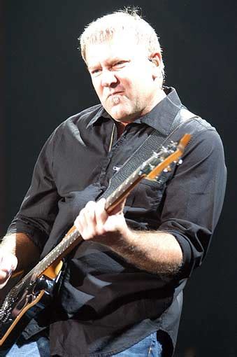 Alex Lifeson biography, birth date, birth place and pictures