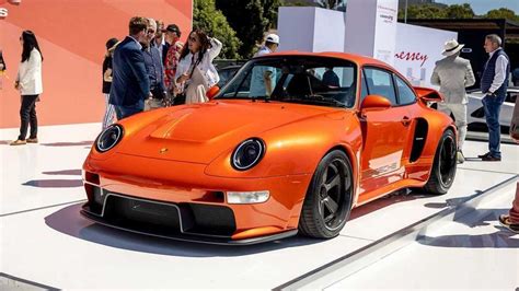 Classic Porsche 911 Gets Carbon Fiber Body, 700 HP From Gunther Werks