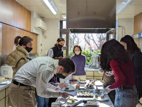 Let’s Try Making Ohagi (おはぎづくり) | Language Tourism Japan