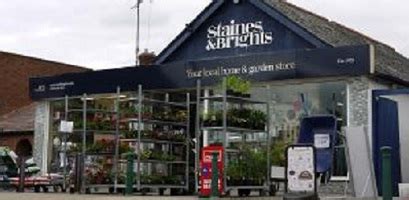 staines shopping centre Tiptree Shop opening times and reviews