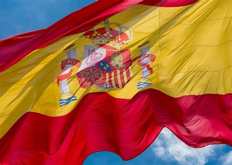 Uso y regulación de la bandera de España - Protocolo IMEP