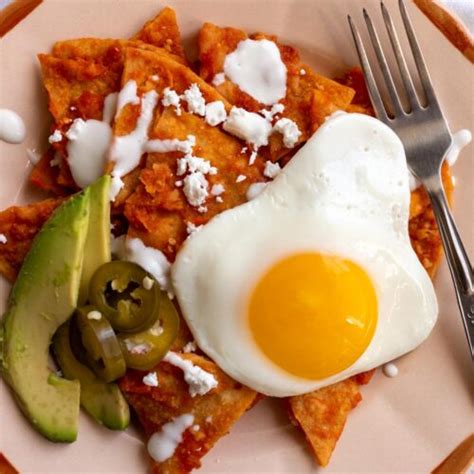 Chilaquiles Rojos con Huevos (Red Chilaquiles with Eggs) - Mission Food ...