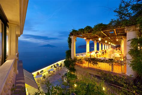 A night in Sorrento...at "La Pergola" Restaurant at the Hotel Bellevue ...