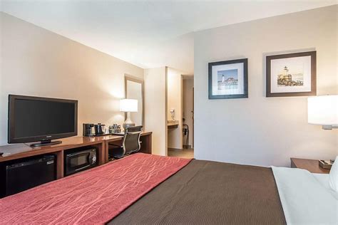 Comfort Inn Airport — Portland Hotels — Maine.com