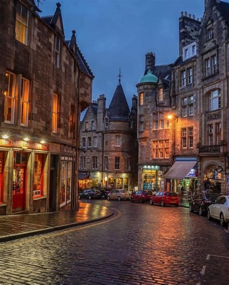 Explore an Edinburgh holiday and discover the best time and places to ...