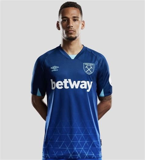 West Ham United 2023-24 Umbro Third Kit » The Kitman