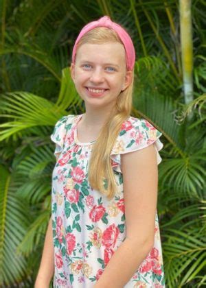 Alyssa FamilyFunPack Height, Weight, Age, Family, Facts, Biography