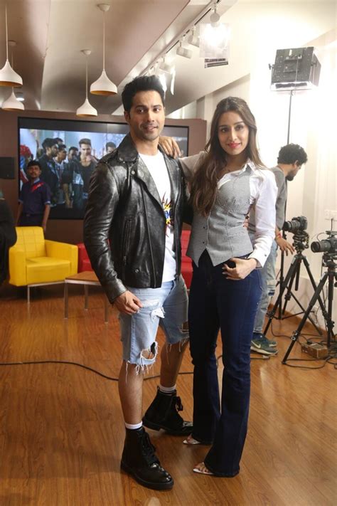 Varun Dhawan & Shraddha Kapoor snapped promoting 'Dancer 3D' at 98.3 FM ...