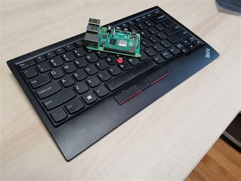 Lenovo ThinkPad TrackPoint Keyboard II Review: Great for Raspberry Pi ...