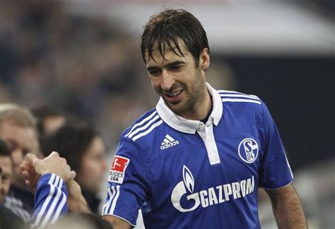 Fútbol | Raúl González | El Schalke quiere recuperar a Raúl, ahora como ...