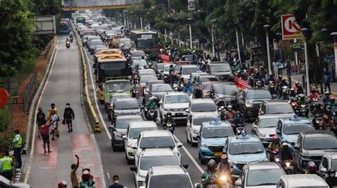 Kemacetan di Kota Malang - kumparan - UMM dalam Berita Koran Online | Universitas Muhammadiyah ...