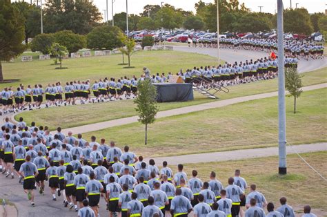 DVIDS - Images - Fort Hood soldiers celebrate Army's 238th birthday with esprit de corps run ...