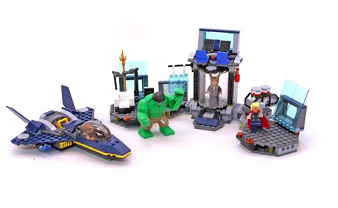 Hulk's Helicarrier Breakout - LEGO set #6868-1 (Building Sets > Super Heroes > Marvel Universe)