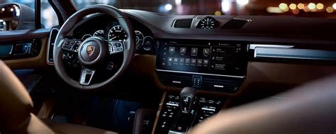 2022 Porsche Cayenne Coupe Interior | Rusnak/Pasadena Porsche