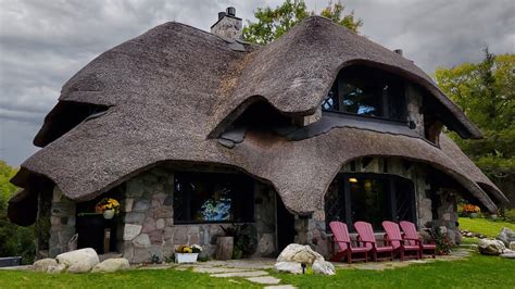 Earl Young Mushroom Houses, Charlevoix, Michigan - YouTube