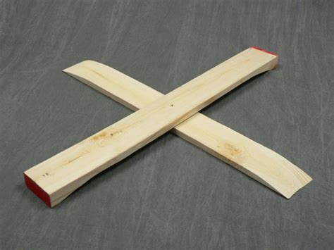 TRU-CUT Wood Stand 30" 2 x 4 (red) 10 /bundle (for 6'-8' trees ...