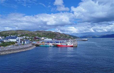 530+ Kyle Of Lochalsh Lochalsh Stock Photos, Pictures & Royalty-Free ...