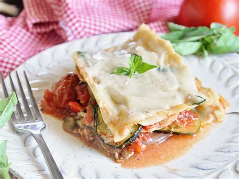 Mediterranean Roasted Vegetable Lasagna with Bechamel Sauce [Vegan] | Roasted vegetable lasagna ...