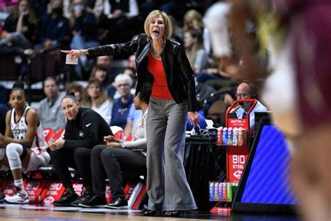 UConn women's basketball team is 16-0 with Chris Dailey in charge