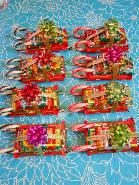 Candy sleigh, Candy cane sleigh, Diy christmas gifts