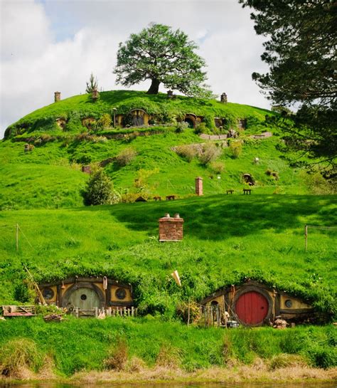 Hobbiton Movie Set Tour - Rotorua Super Passes - Discounts & Deals