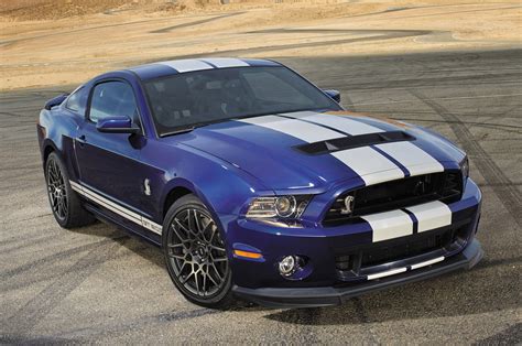 Ford Shelby GT resimleri