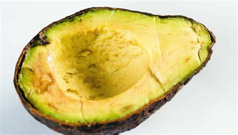 If Avocado Is Brown Inside Is It Bad - 9 Ways To Check