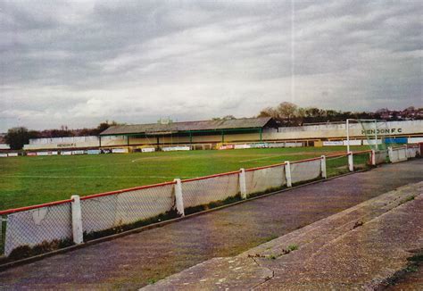 Extreme Football Tourism: ENGLAND: Hendon FC (1926-2009)