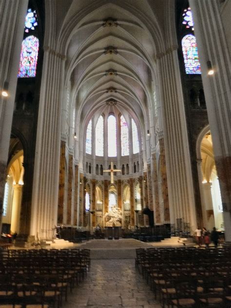 From Paris with Love: CHARTRES: THE CATHEDRAL