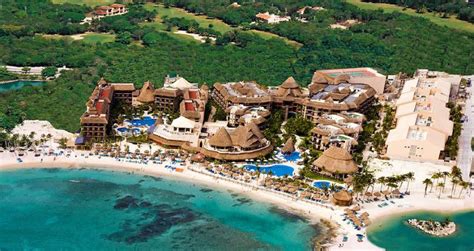 Catalonia Yucatan Beach Resort Cheap Vacations Packages | Red Tag Vacations