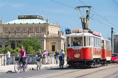 Historic Tram Line No. 41 | Prague Public Transit Company, joint-stock ...