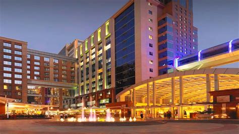 Top 10 Shopping Malls in Bangalore | Biggest & Best Malls in Bangalore